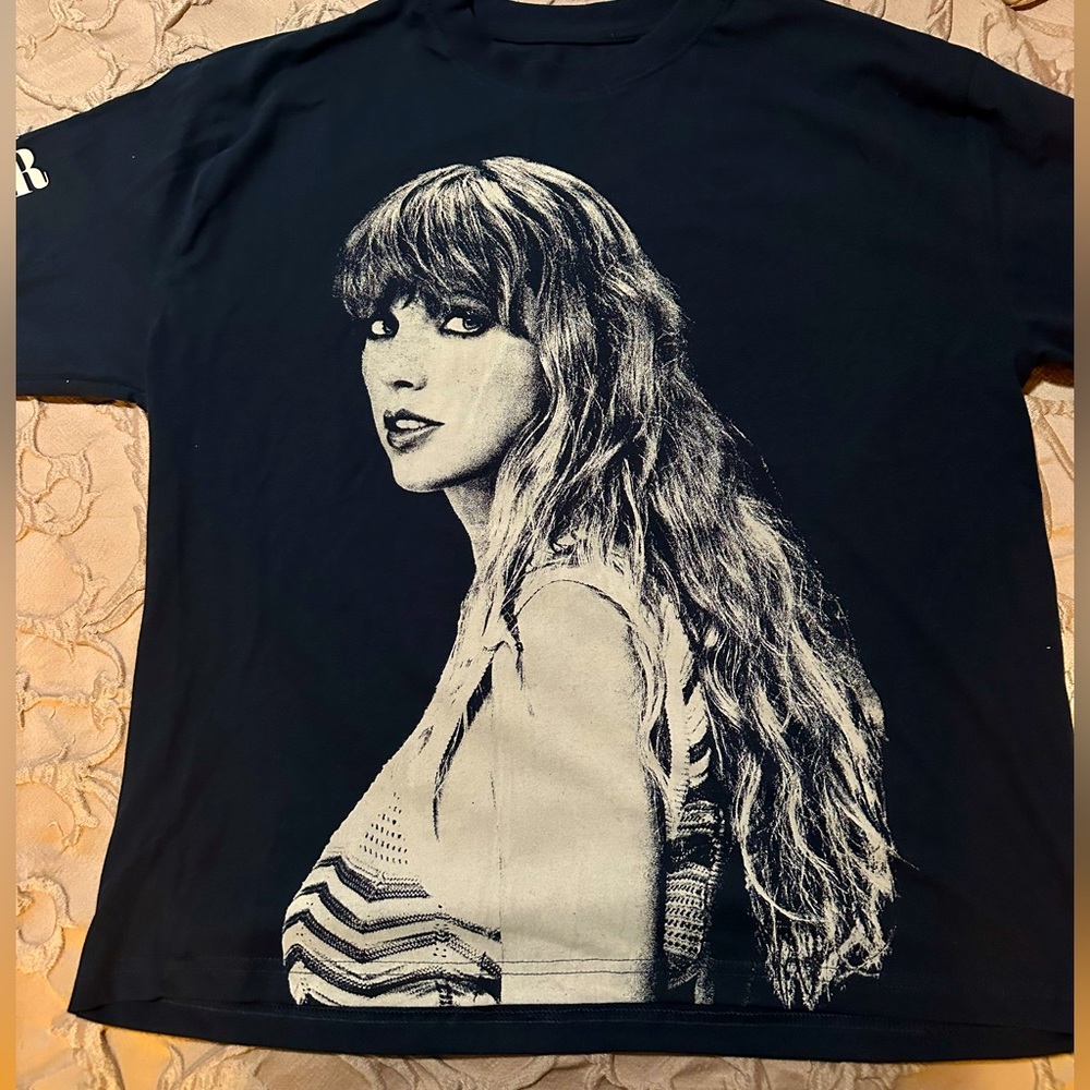 NEW NEVER WORN Taylor Swift long sleeve shirt from The Eras Tour!!